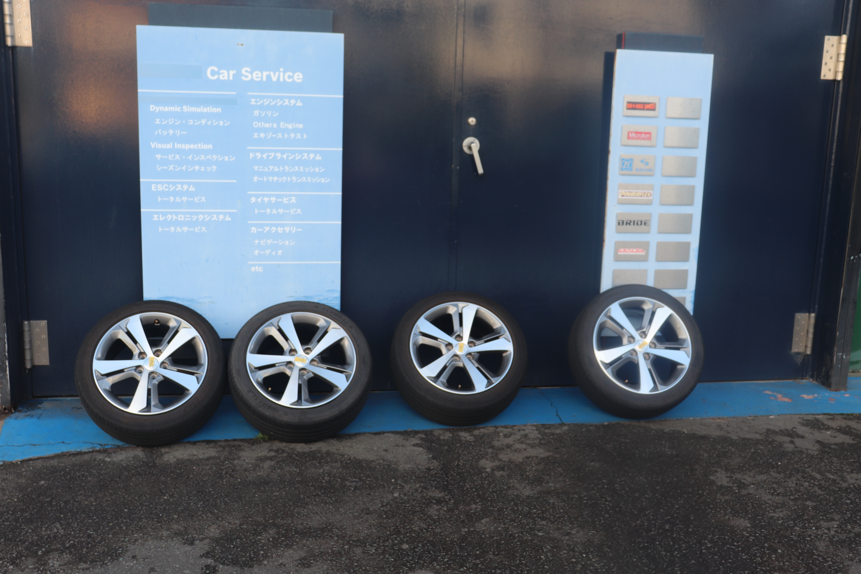 お得意様の車検　2台