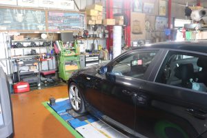 BMW E87 130i マニュアルミッション車 仕上げの鬼アライメント