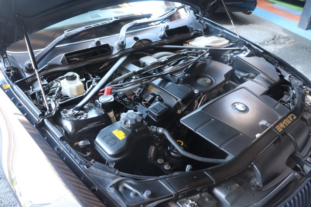 BMWのメンテナンスです。