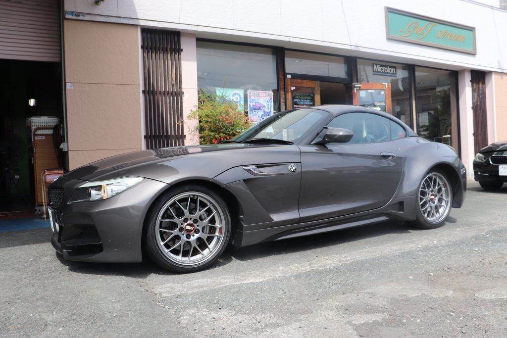BMW　E89　Z4　車検で入庫です。